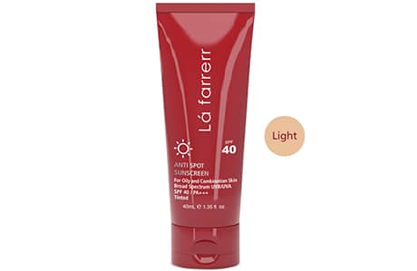 کرم ضد آفتاب و ضد لک رنگی لافارر مدل Oily And Acne-Prone Light حجم 40 میلی‌لیتر
